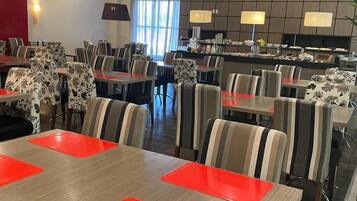 Gratis morgenmadsbuffet hver dag