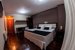 Deluxe kamer | 1 slaapkamer, een bureau, een laptopwerkplek, gratis wifi