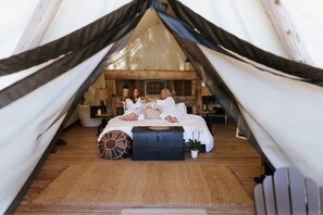 Traditional Tent | Down duvets, individually decorated, individually furnished