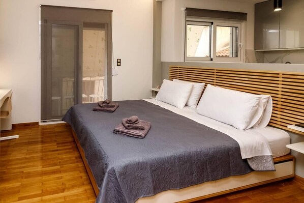 Ferros/tábuas de passar roupa, Wi-Fi, roupa de cama