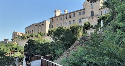 Art Lovers Apart First Floor