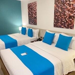Superior Twin Room | Free WiFi, bed sheets - Fynn Boutique Hotel (Bacoor City)