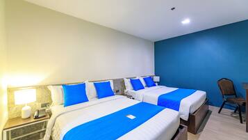 Habitación superior con 2 camas individuales | 1 dormitorio, wifi gratis, ropa de cama