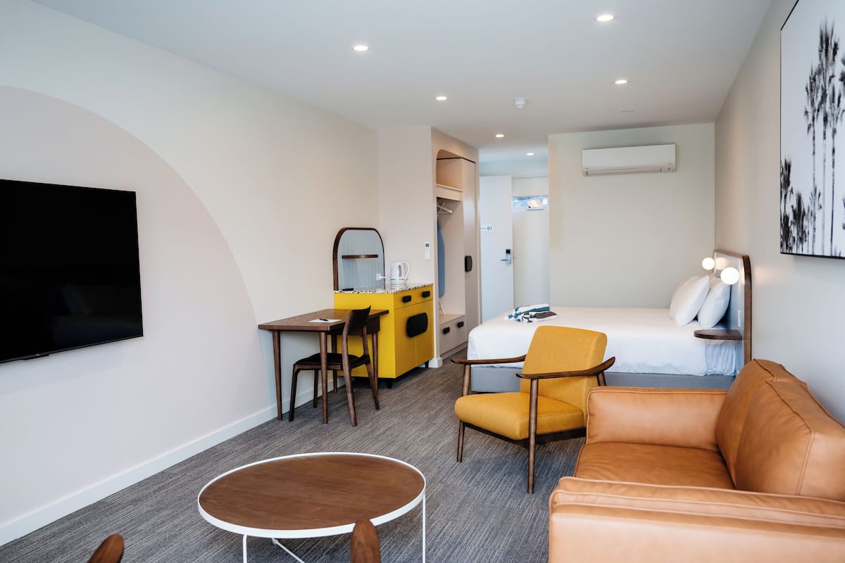 Individuelt innredet, skrivebord, strykejern/-brett og wi-fi (inkludert)