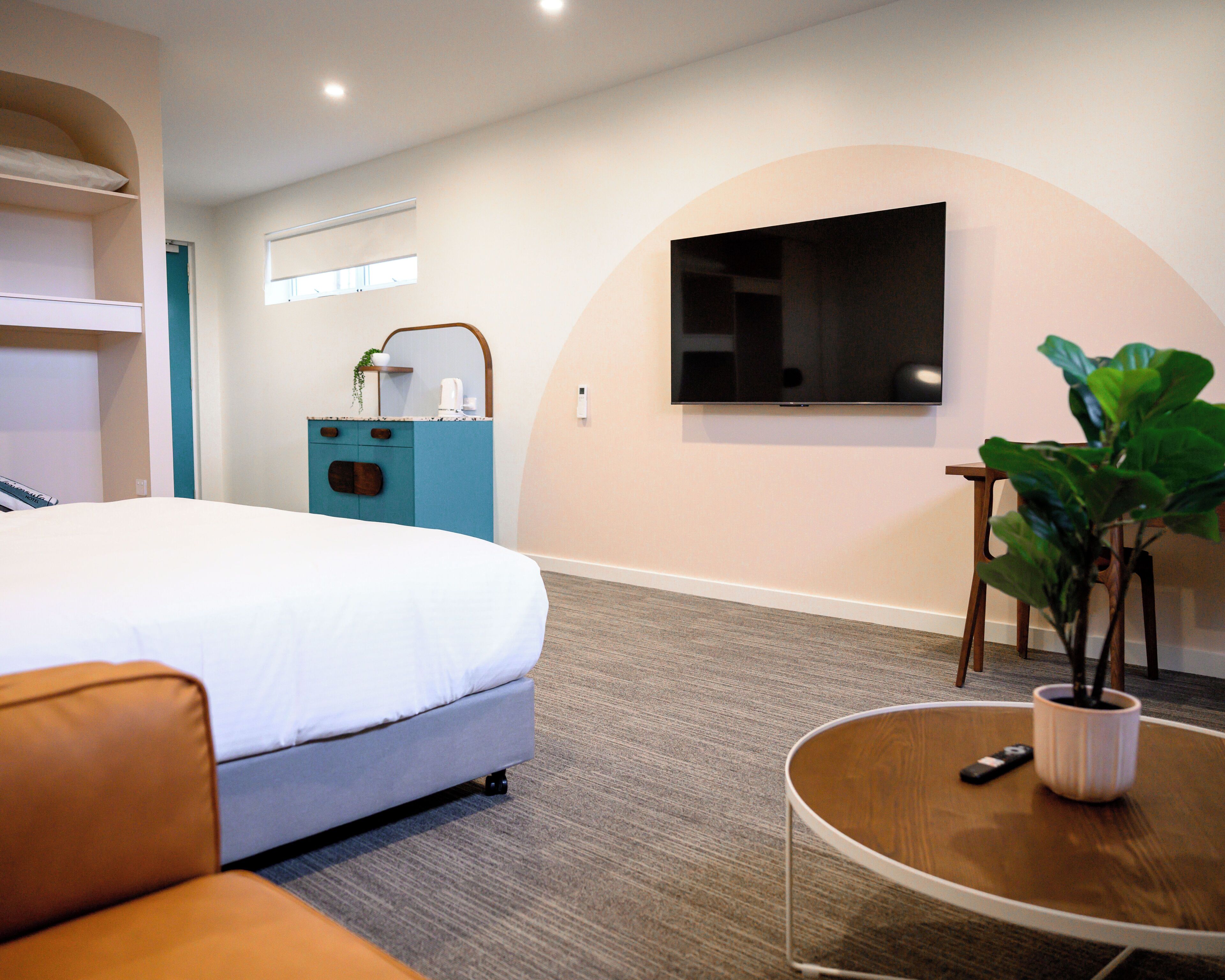 Standard Double Room - Disability Access | Individuelt innredet, skrivebord, strykejern/-brett og wi-fi (inkludert)