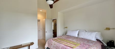 3 makuuhuonetta, Wi-Fi, vuodevaatteet