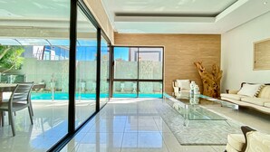 Interior - 6 bedroom private vacation home in berea (Berea)
