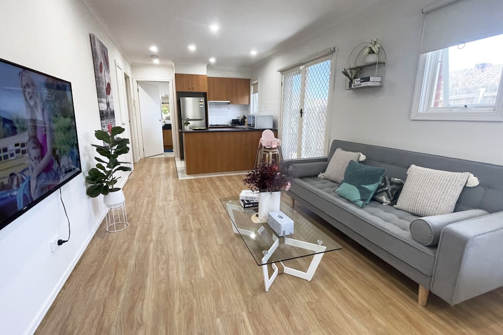 Box Hill Compact Home Small family WiFi