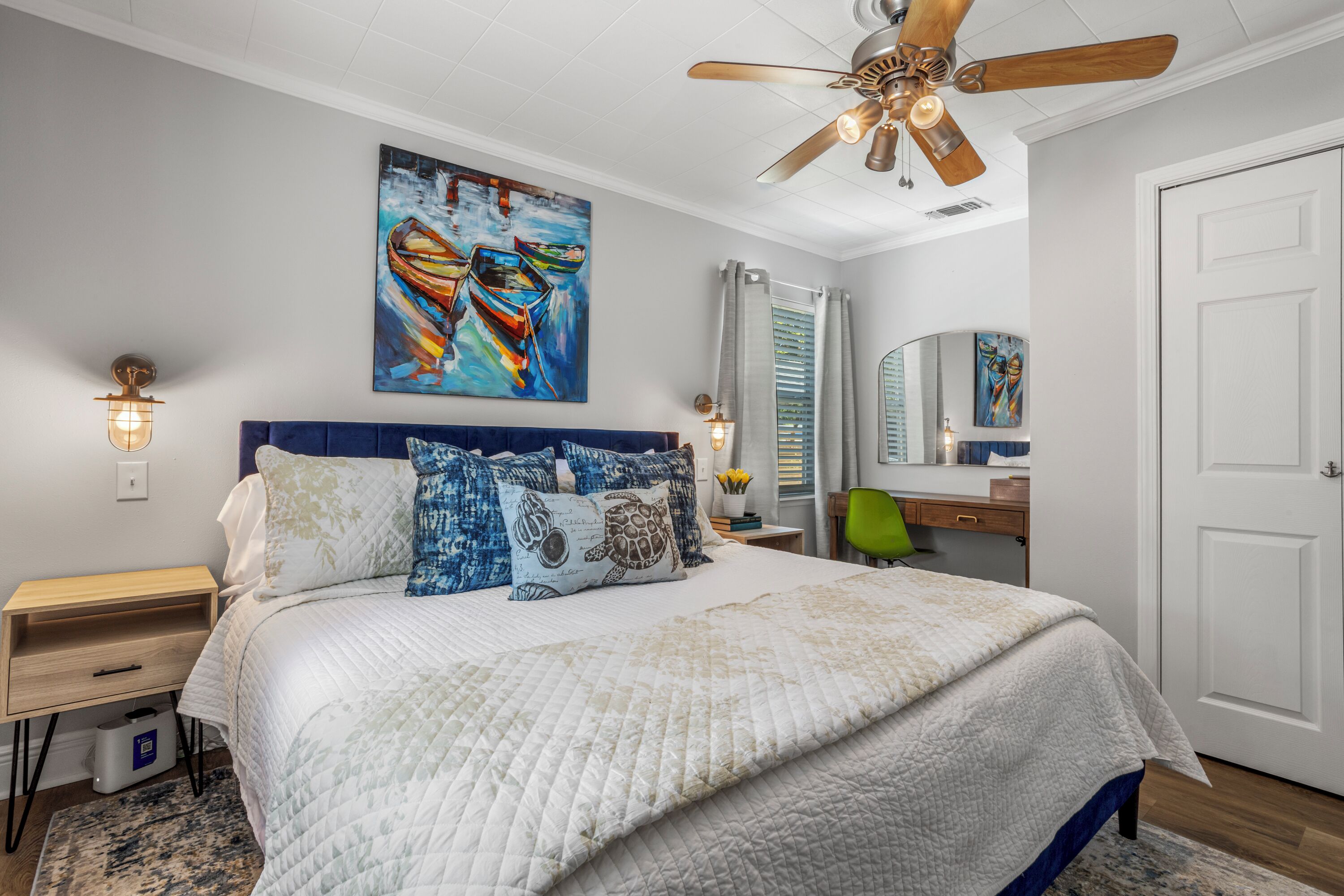 3 bedrooms, desk, iron/ironing board, free WiFi