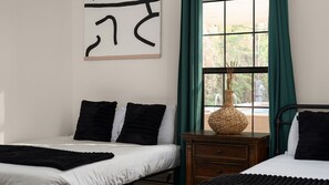5 bedrooms, desk, iron/ironing board, travel cot