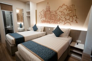 Deluxe-Doppel- oder -Zweibettzimmer | Zimmersafe, individuell dekoriert, individuell eingerichtet