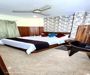 Standard Room | Free WiFi - Hotel Rudra Paradise (Varanasi)