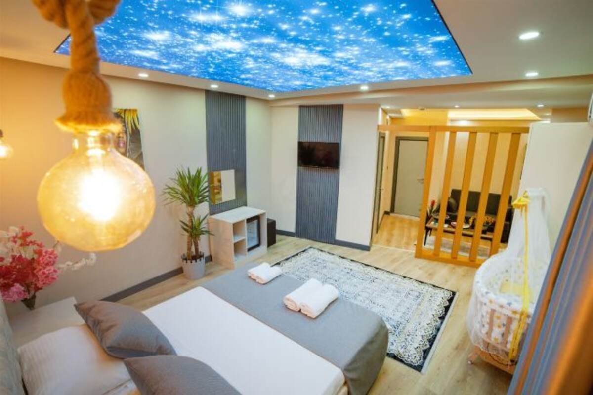Bộ đồ giường cao cấp, phòng cách âm, bàn ủi/dụng cụ ủi quần áo 
