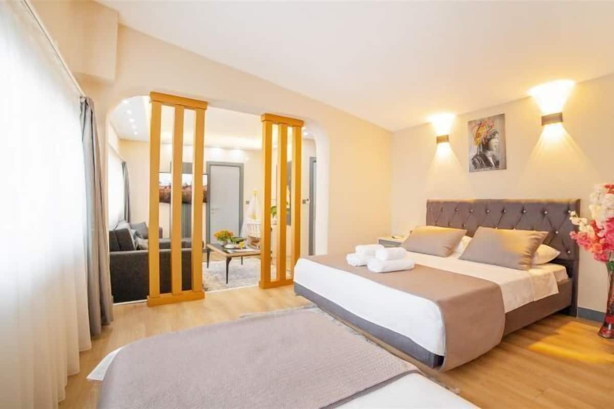 1 bedroom, premium bedding, soundproofing, iron/ironing board