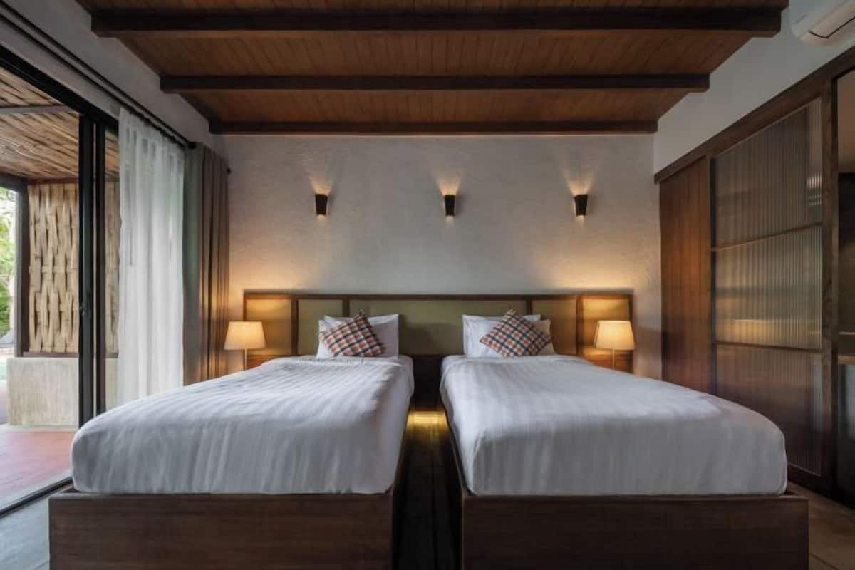 1 bedroom, minibar, desk, WiFi (free)