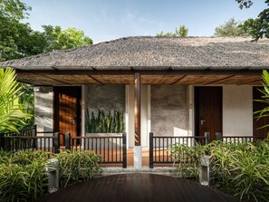 Ngoại thất