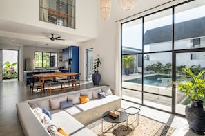 Villa Deluxe | Cocina privada | Isla de cocina 