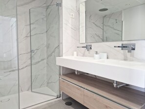 Dusche, Haartrockner