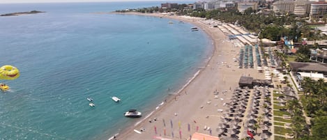 Vlak bij het strand