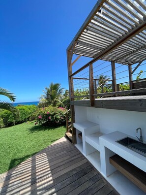 Terrace/patio - La Colibrée, sublime villa with sea view and swimming pool, beach access at 80 m (Saint-François)