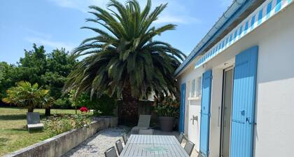 Holiday Home 'Picotelle' with Private Terrace, Private Garden and Wi-Fi