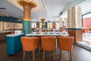 Restaurant - Roadies Rostel - Best Adventure Resort In Ahmedabad. (Mahemdavad)