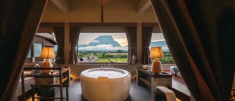 Presidential Penthouse | Bathroom