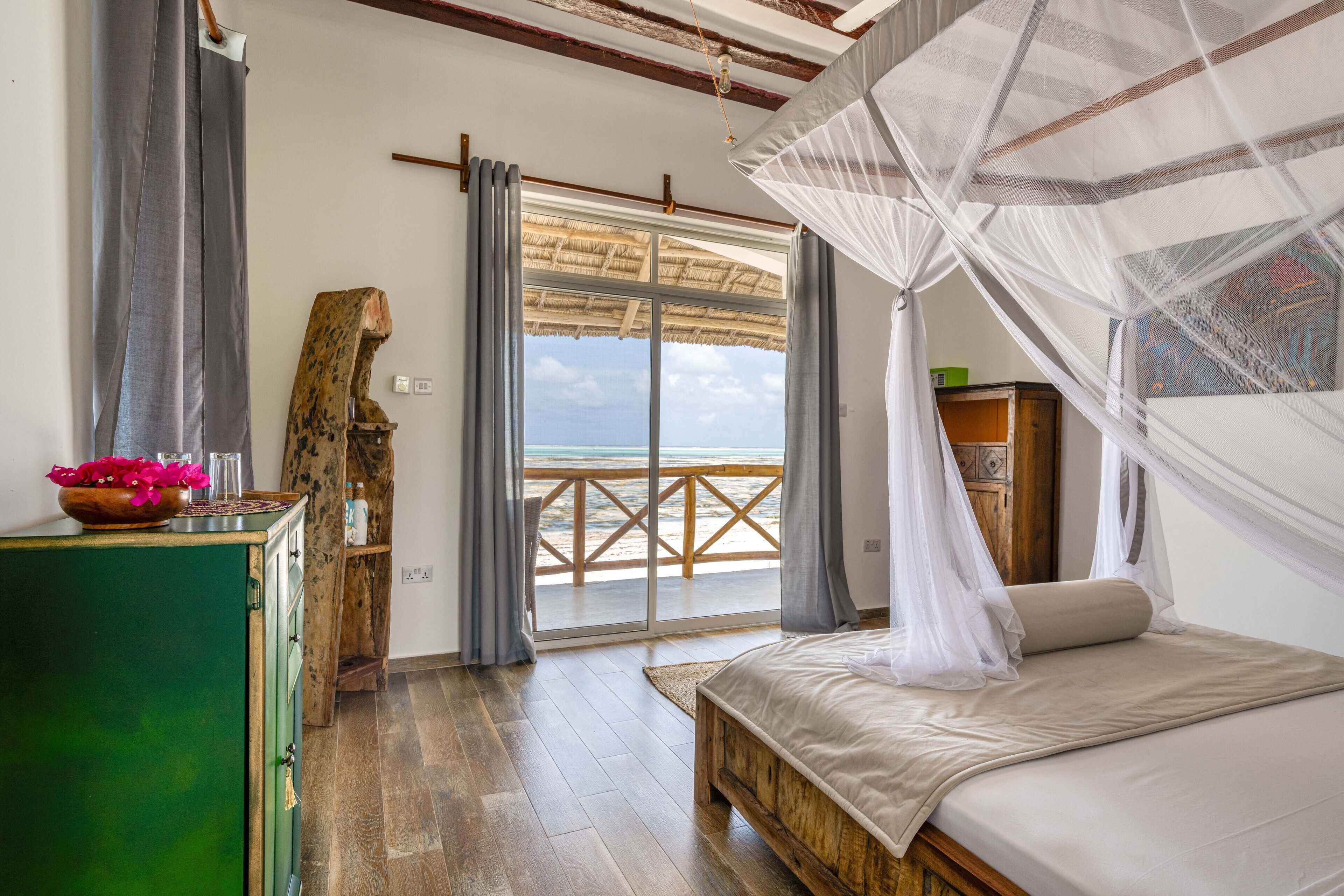 1 bedroom, in-room safe, free WiFi, bed sheets