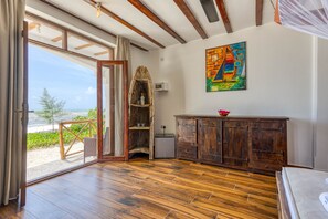 1 bedroom, in-room safe, free WiFi, bed sheets