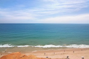 Beach nearby - Apartment 'Jade' with Balcony, Wi-Fi and Air Conditioning (Albufeira)