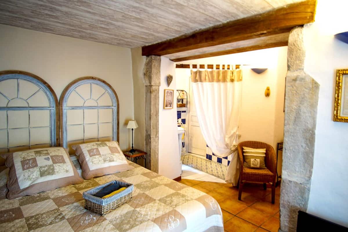 Room (Provencale) | 1 bilik tidur, kalis bunyi, Wi-fi percuma, cadar katil