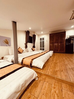 Family Shared Dormitory | In-room safe, blackout drapes, soundproofing, iron/ironing board - THUONG DALAT HOTEL (Da Lat)