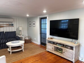 Smart TV, futbolito, libros y estéreo 