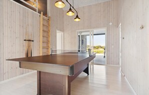 Game room - Awesome home in Odder with WiFi (Odder)