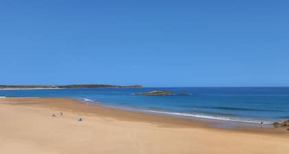 Rincón da Frouxeira, Casa al Lado del mar