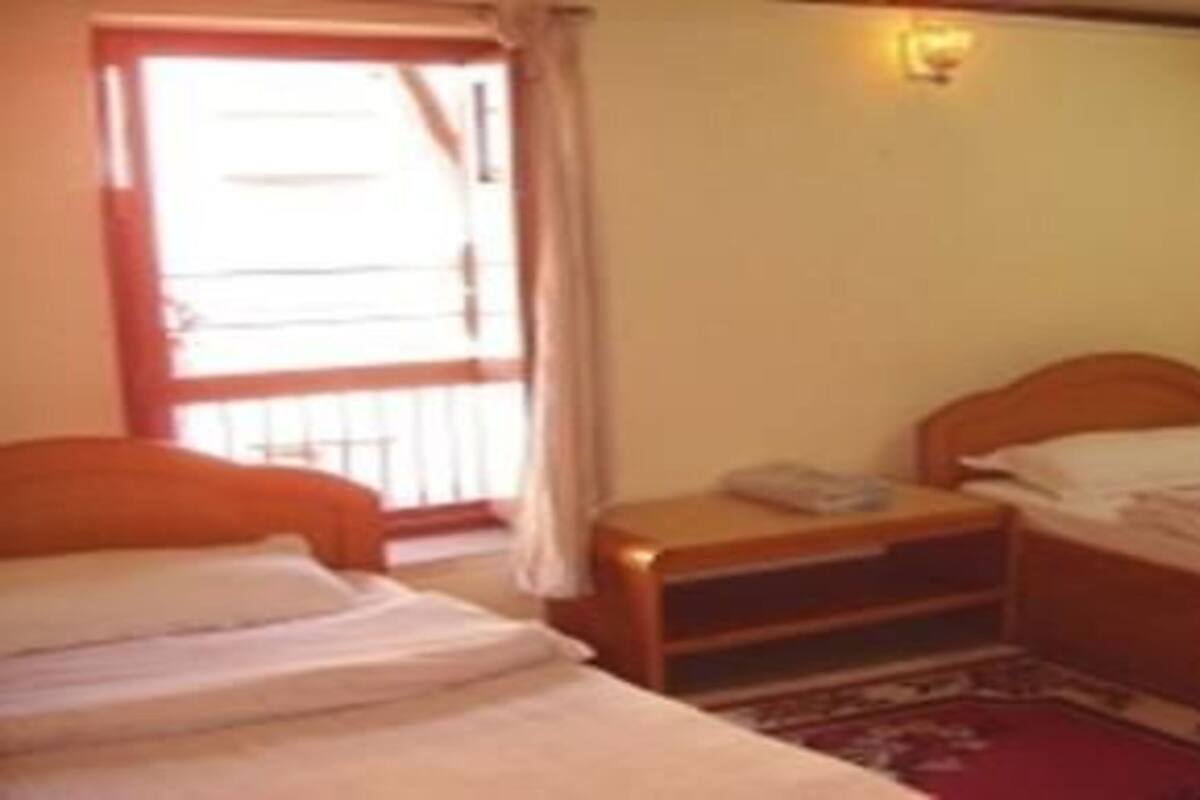 Kamar Triple | Wi-Fi gratis