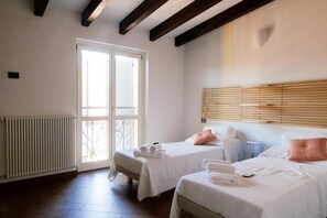 1 chambre, literie de qualité supérieure, couette en duvet d'oie