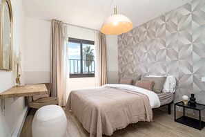 2 slaapkamers, een kluis op de kamer, een strijkplank/strijkijzer