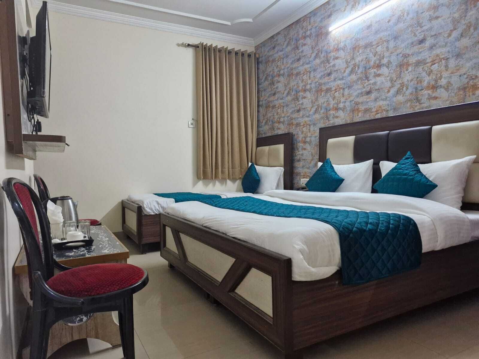 Photo - Hotel Mayank Plaza-Near IGI Airport Terminal-3