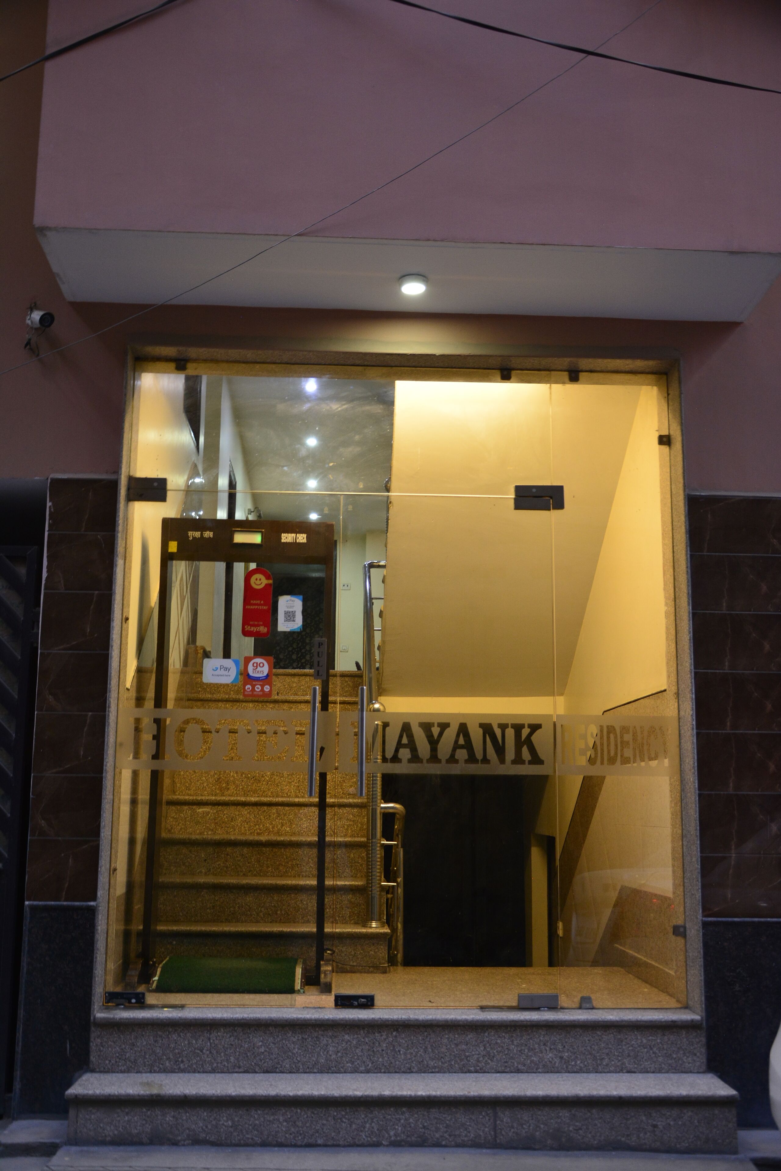Photo - Hotel Mayank Plaza-Near IGI Airport Terminal-3