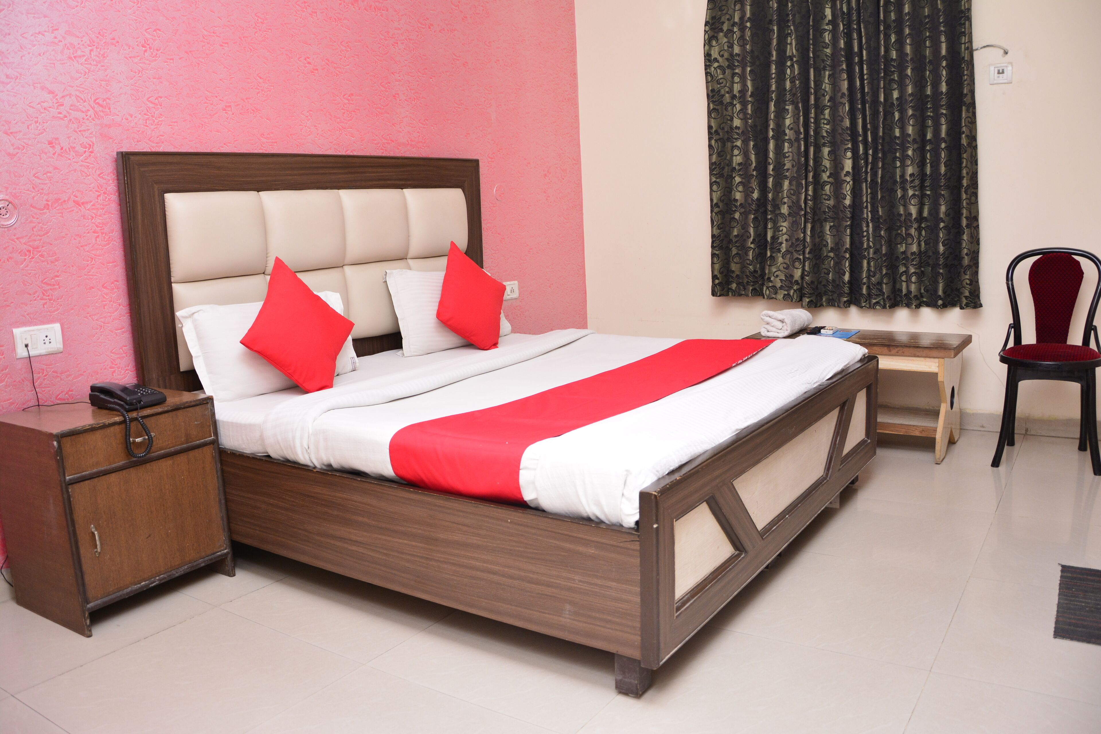 Photo - Hotel Mayank Plaza-Near IGI Airport Terminal-3