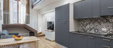 Perushuoneisto | Yksityinen keittiö | Jääkaappi, mikroaaltouuni, vedenkeitin