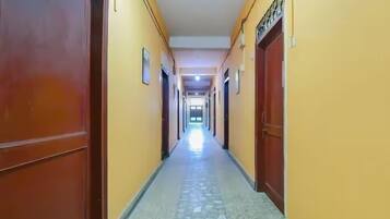 Pintu masuk interior