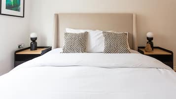 5 habitaciones, tabla de planchar con plancha y wifi gratis