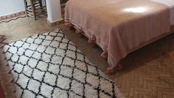 2 bedrooms, bed sheets