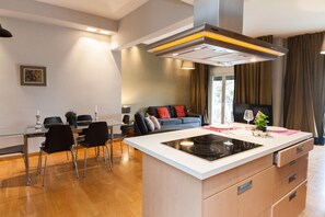 Deluxe Apartment | Living area - Upscale Kolonaki Experience Elegant Apt (Athens)