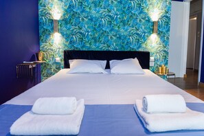 Deluxe Apartment | 2 bedrooms, free WiFi - Upscale Kolonaki Experience Elegant Apt (Athens)
