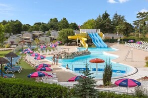 Indoor pool, outdoor pool - Mobil-home 6/8 persons - Camping Siblu Domaine de Dugny (Veuzain-sur-Loire)