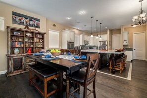 تناول الطعام