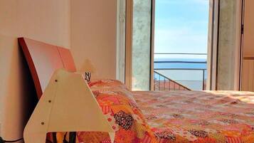 2 Schlafzimmer, BĂŒgeleisen/BĂŒgelbrett, Reisekinderbett, kostenloses WLAN